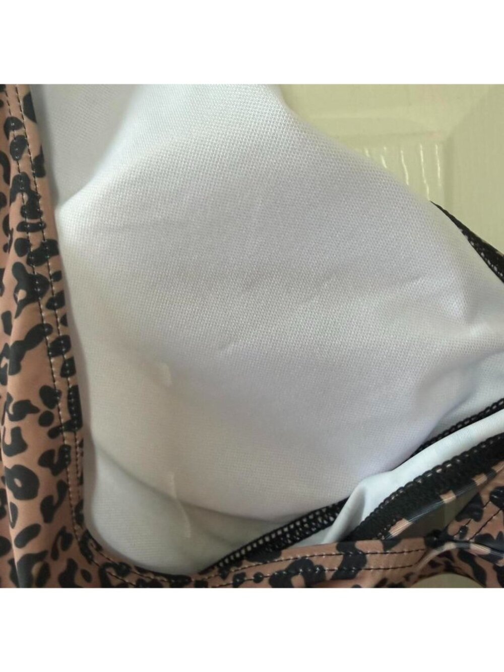 Halara Pink Leopard Print Bikini Top - Picture 4 of 4